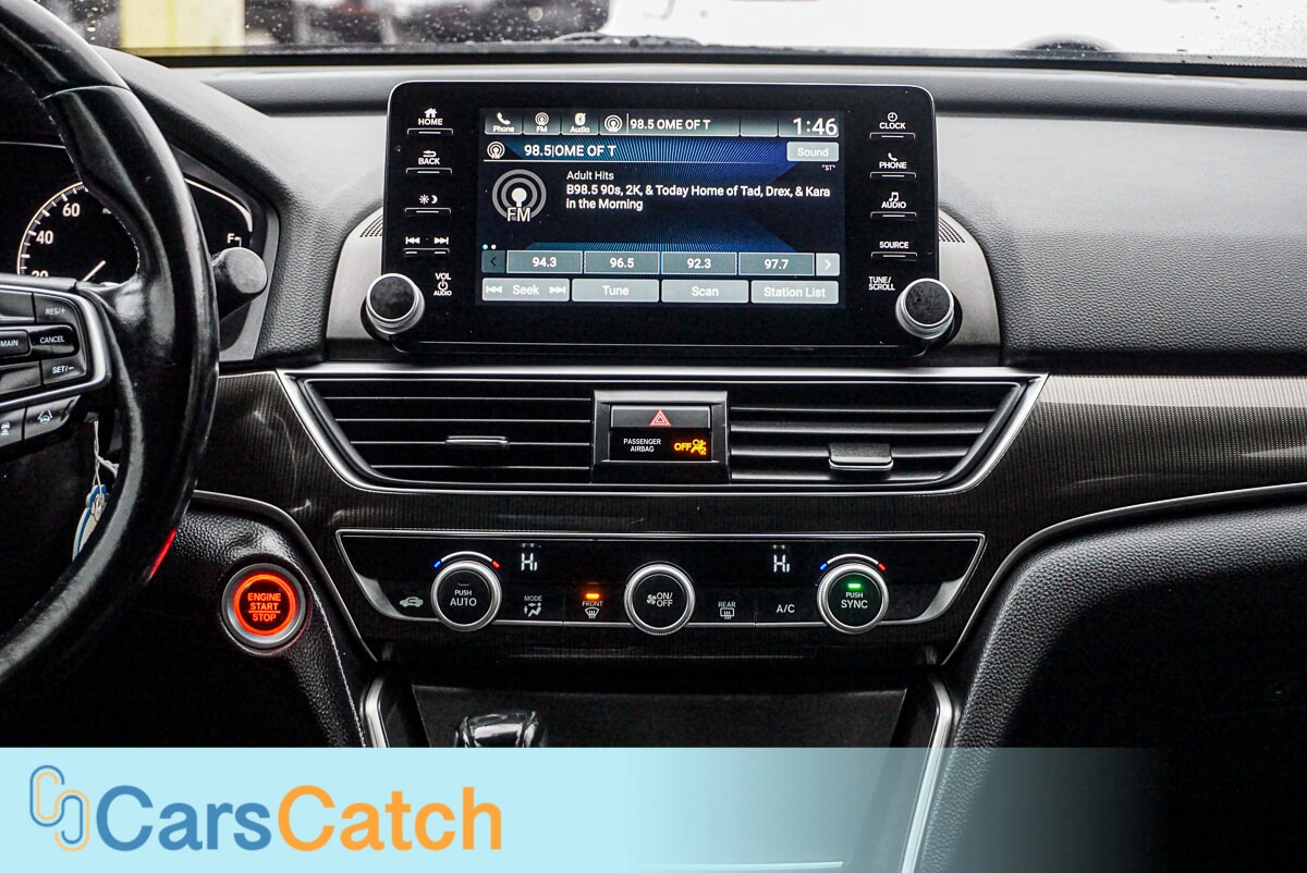 CARSCATCH  - Used vehicle - SEDAN HONDA ACCORD 2020