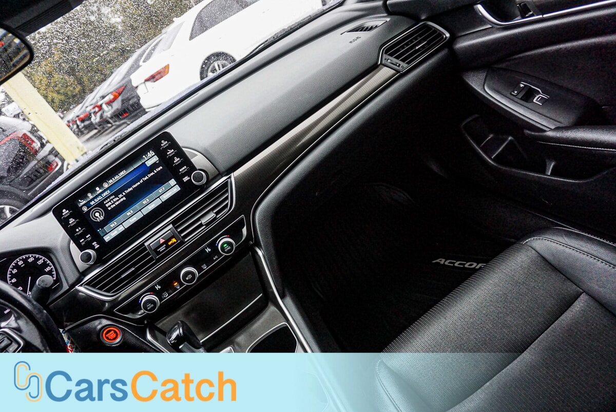 CARSCATCH  - Used vehicle - SEDAN HONDA ACCORD 2020