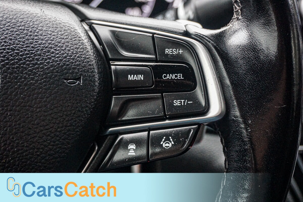 CARSCATCH  - Used vehicle - SEDAN HONDA ACCORD 2020