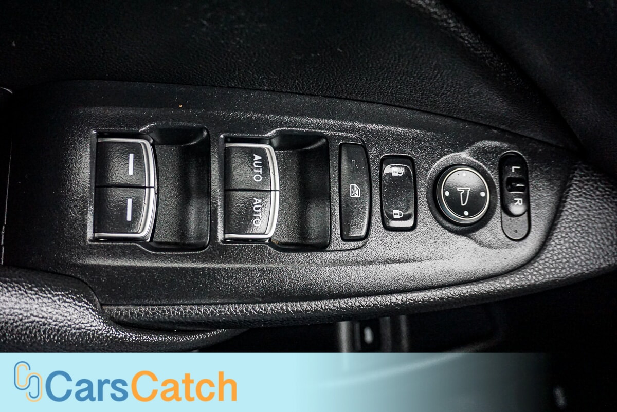 CARSCATCH  - Used vehicle - SEDAN HONDA ACCORD 2020