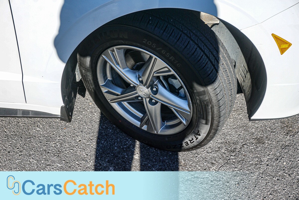 CARSCATCH - Used vehicle - SEDAN HYUNDAI SONATA 2022