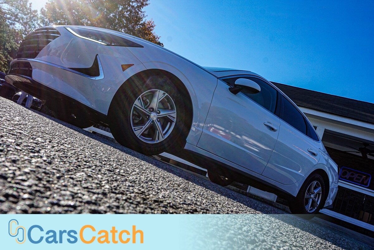 CARSCATCH - Used vehicle - SEDAN HYUNDAI SONATA 2022