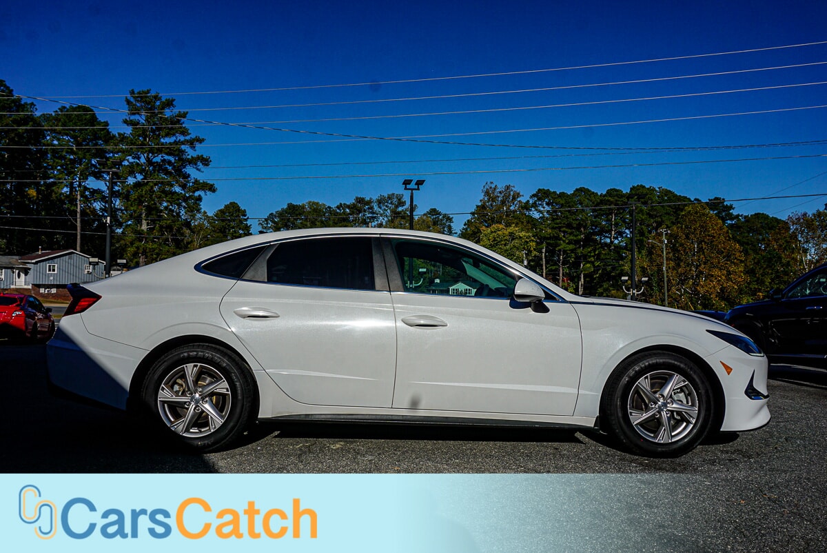 CARSCATCH - Used vehicle - SEDAN HYUNDAI SONATA 2022