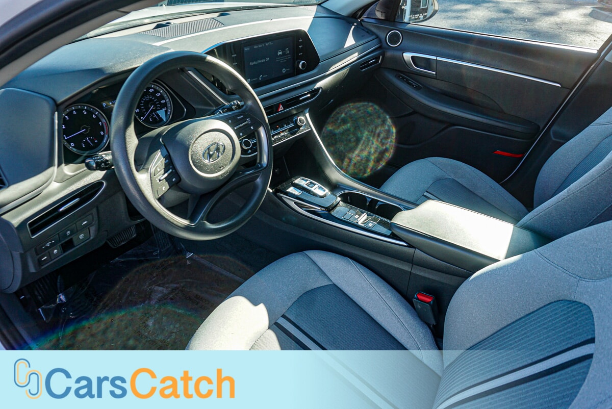 CARSCATCH - Used vehicle - SEDAN HYUNDAI SONATA 2022