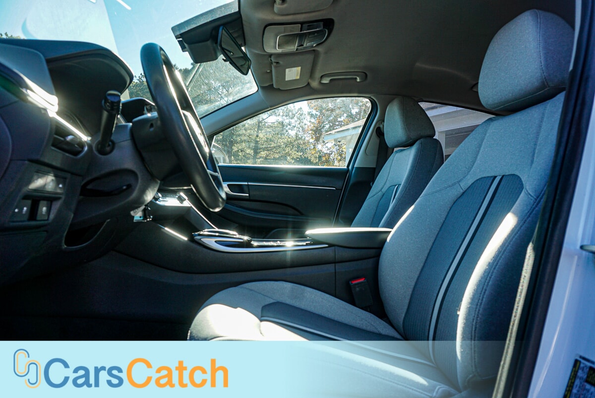 CARSCATCH - Used vehicle - SEDAN HYUNDAI SONATA 2022