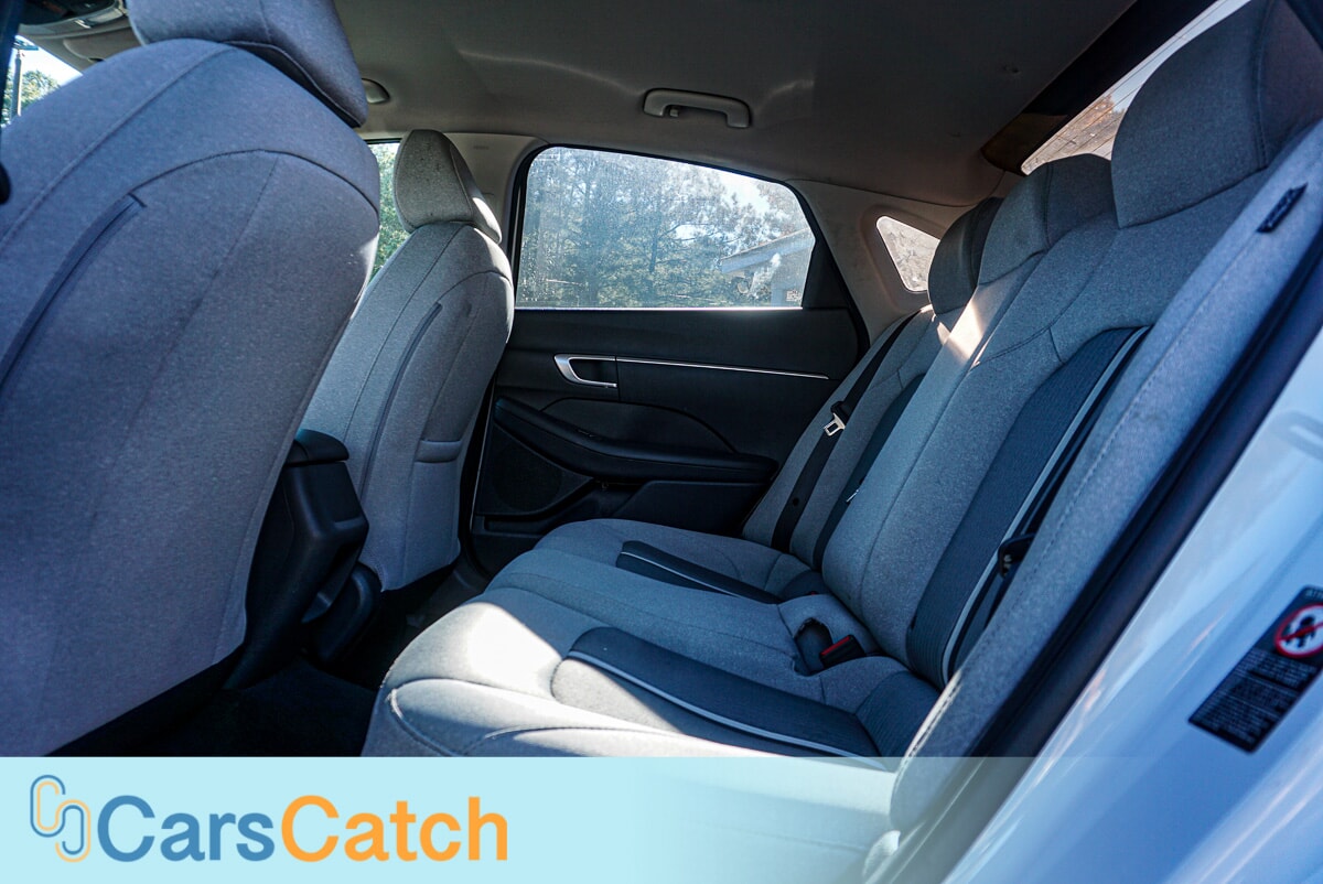 CARSCATCH - Used vehicle - SEDAN HYUNDAI SONATA 2022