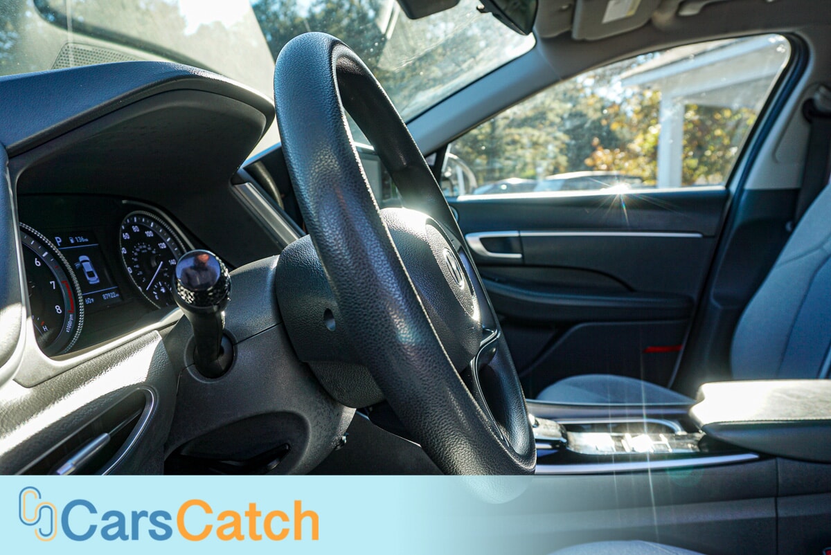 CARSCATCH - Used vehicle - SEDAN HYUNDAI SONATA 2022