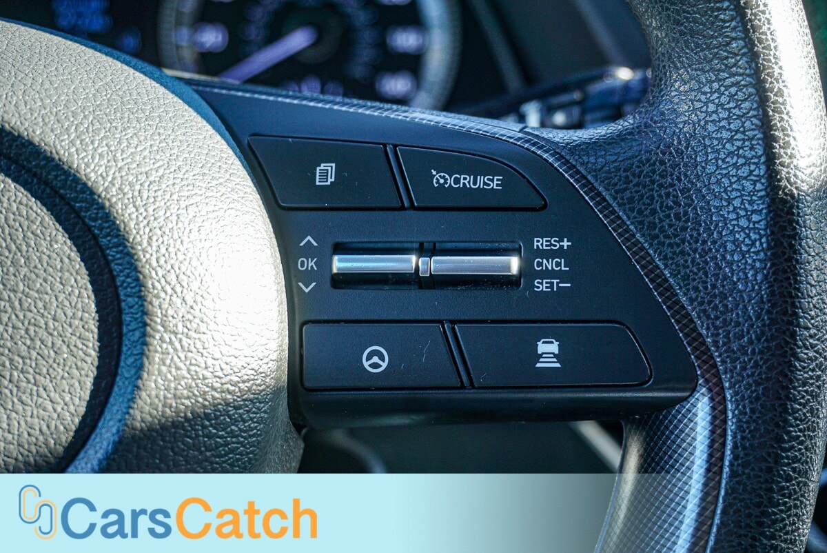 CARSCATCH - Used vehicle - SEDAN HYUNDAI SONATA 2022