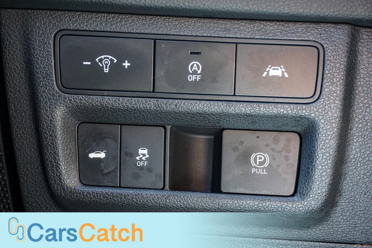 CARSCATCH - Used vehicle - SEDAN HYUNDAI SONATA 2022