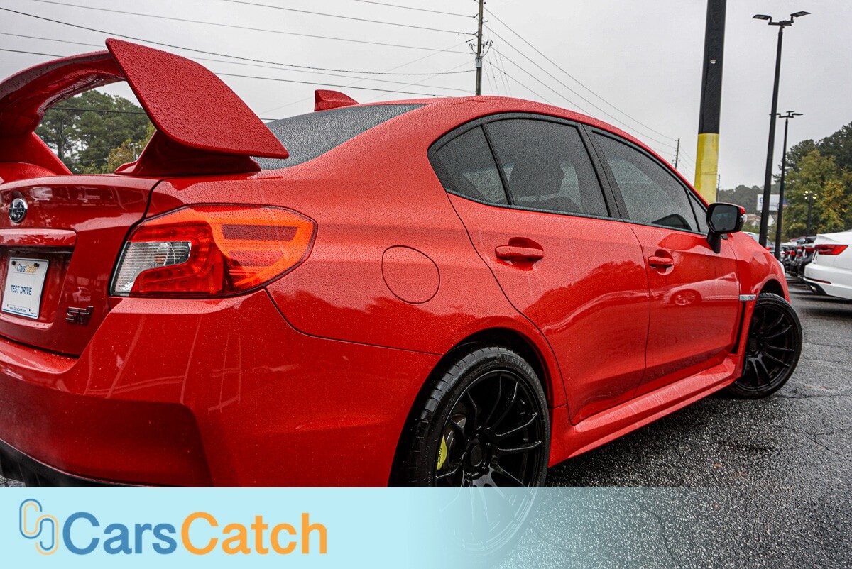 CARSCATCH  - Used vehicle - SEDAN SUBARU WRX 2018