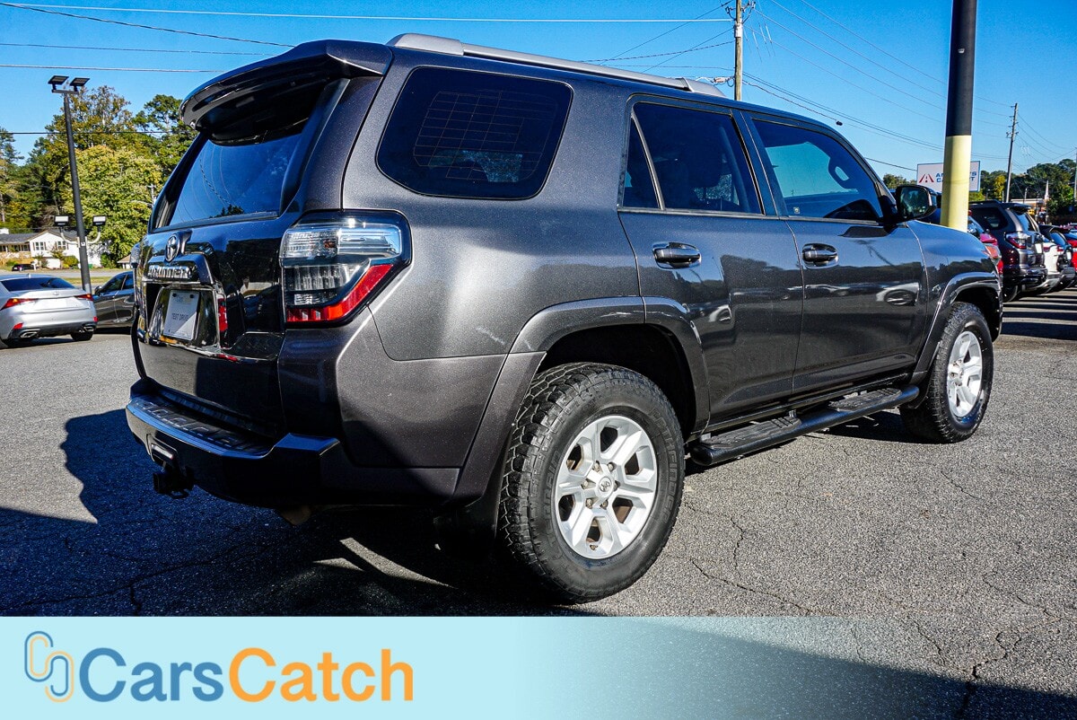 CARSCATCH - Used vehicle - SUV TOYOTA 4RUNNER 2016