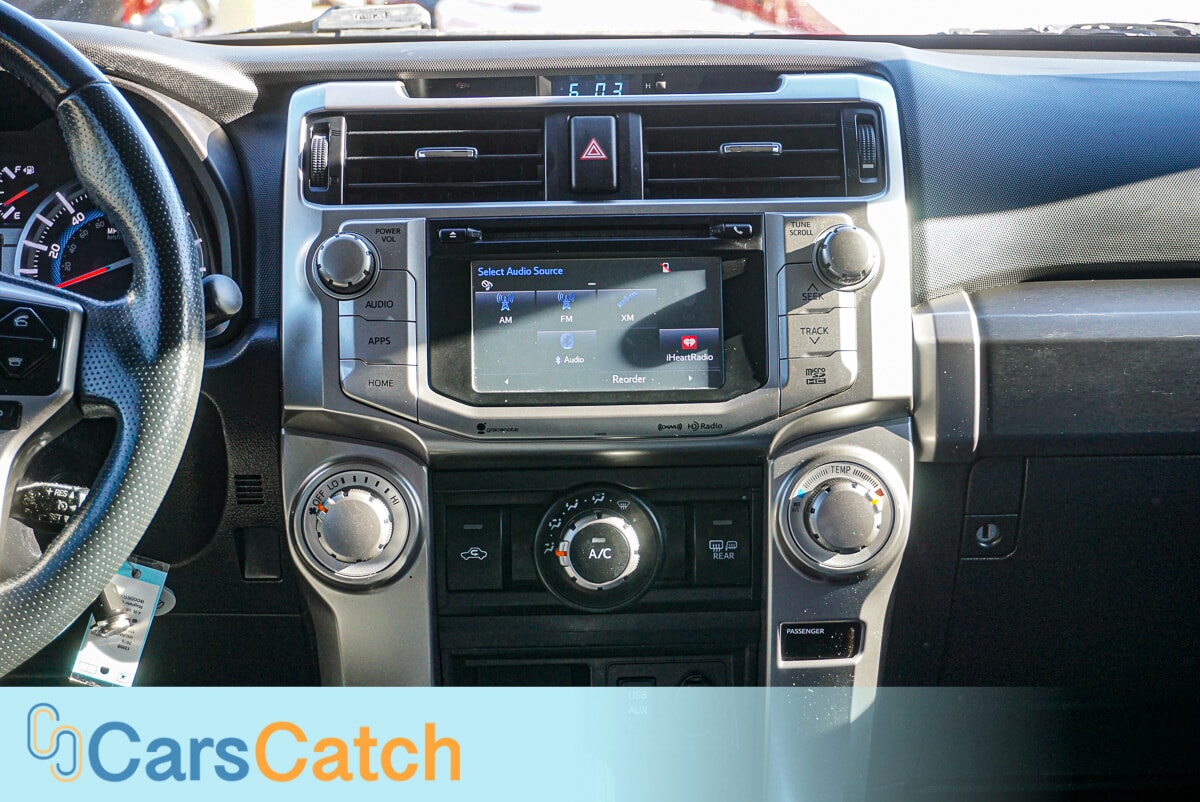 CARSCATCH - Used vehicle - SUV TOYOTA 4RUNNER 2016