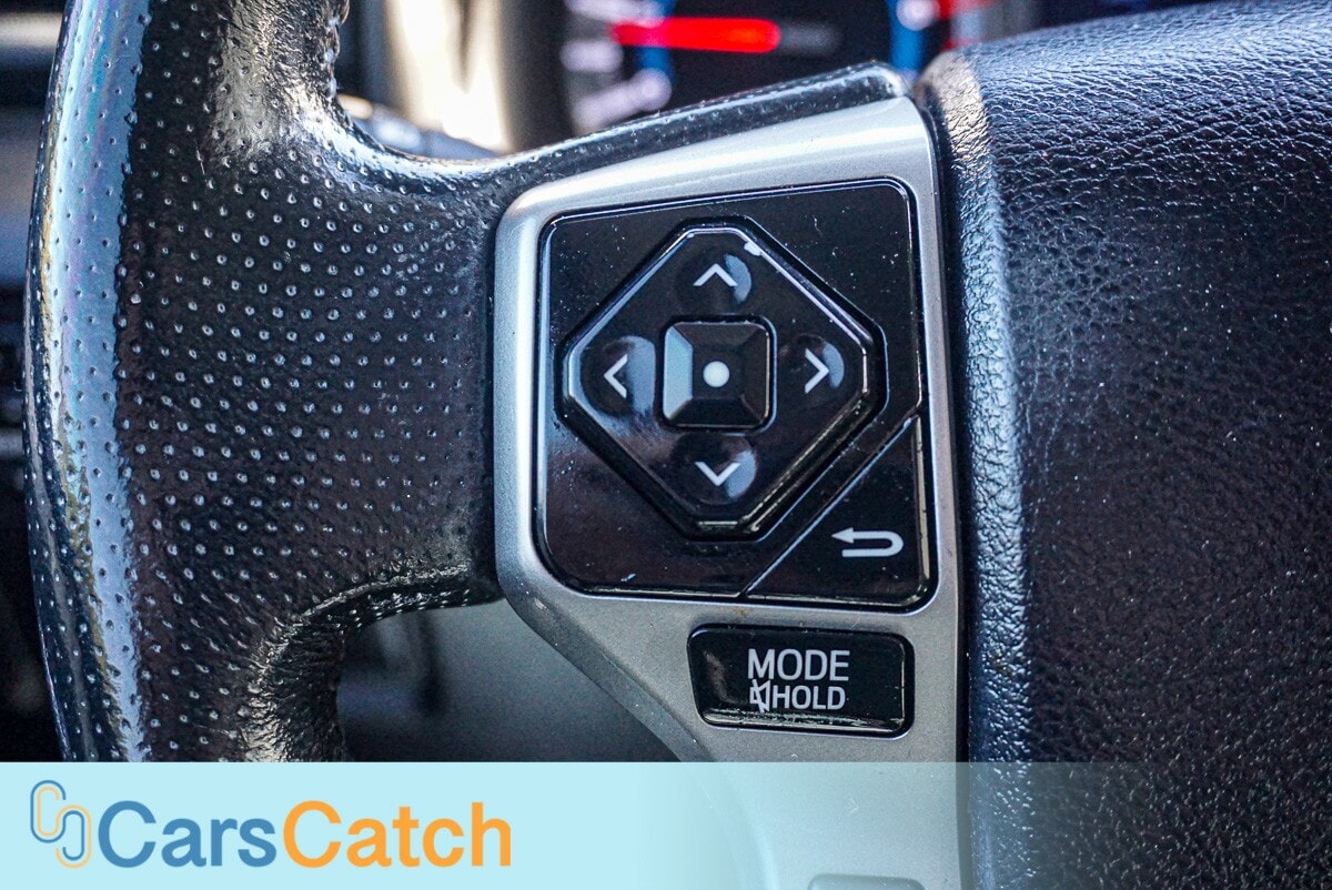 CARSCATCH - Used vehicle - SUV TOYOTA 4RUNNER 2016