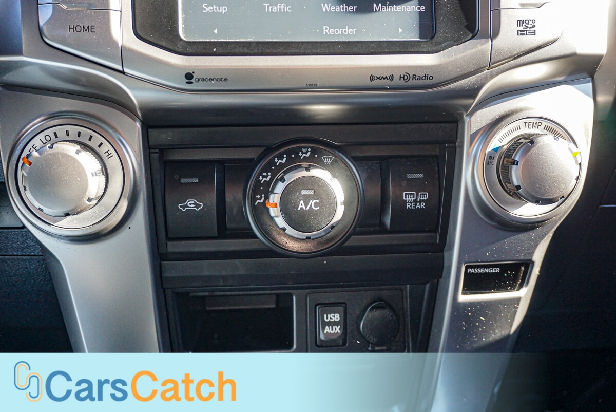 CARSCATCH - Used vehicle - SUV TOYOTA 4RUNNER 2016