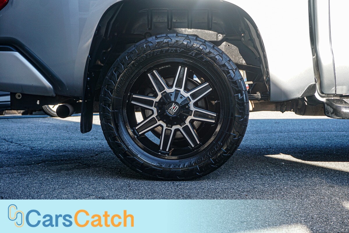 CARSCATCH - Used vehicle - TRUCK TOYOTA TUNDRA 4WD 2015