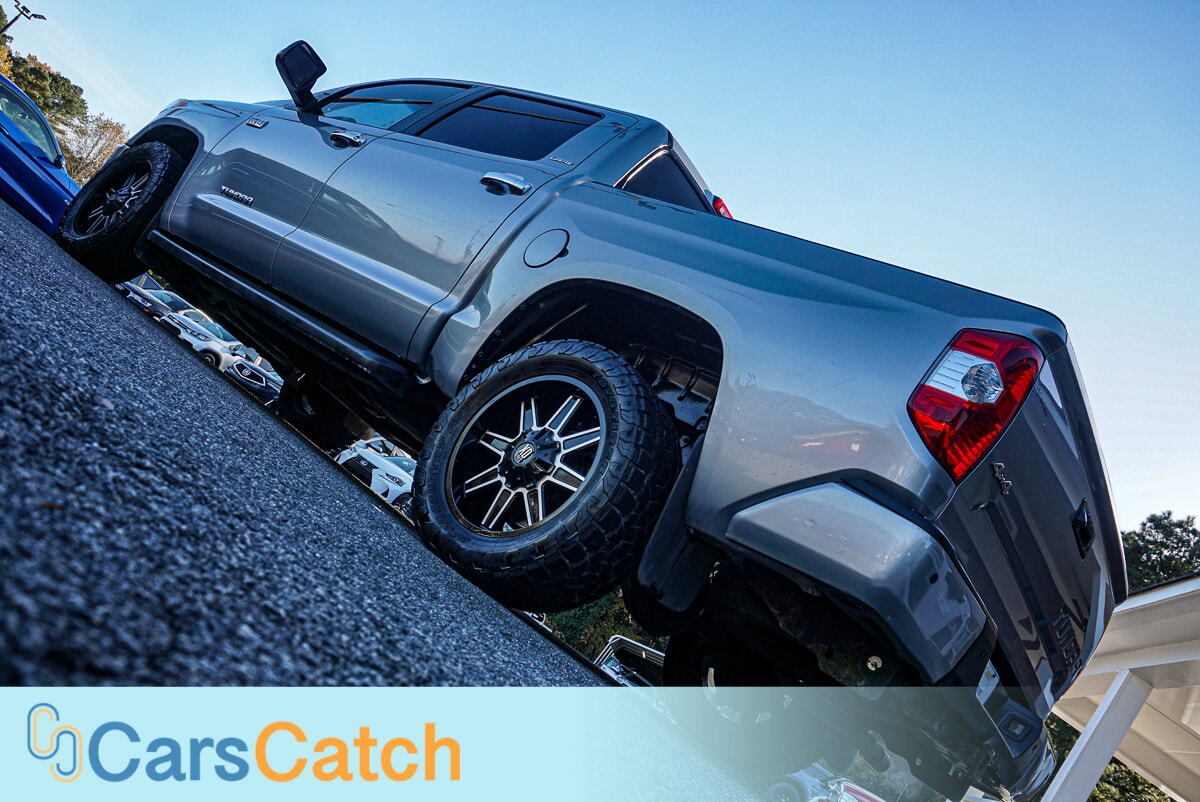 CARSCATCH - Used vehicle - TRUCK TOYOTA TUNDRA 4WD 2015