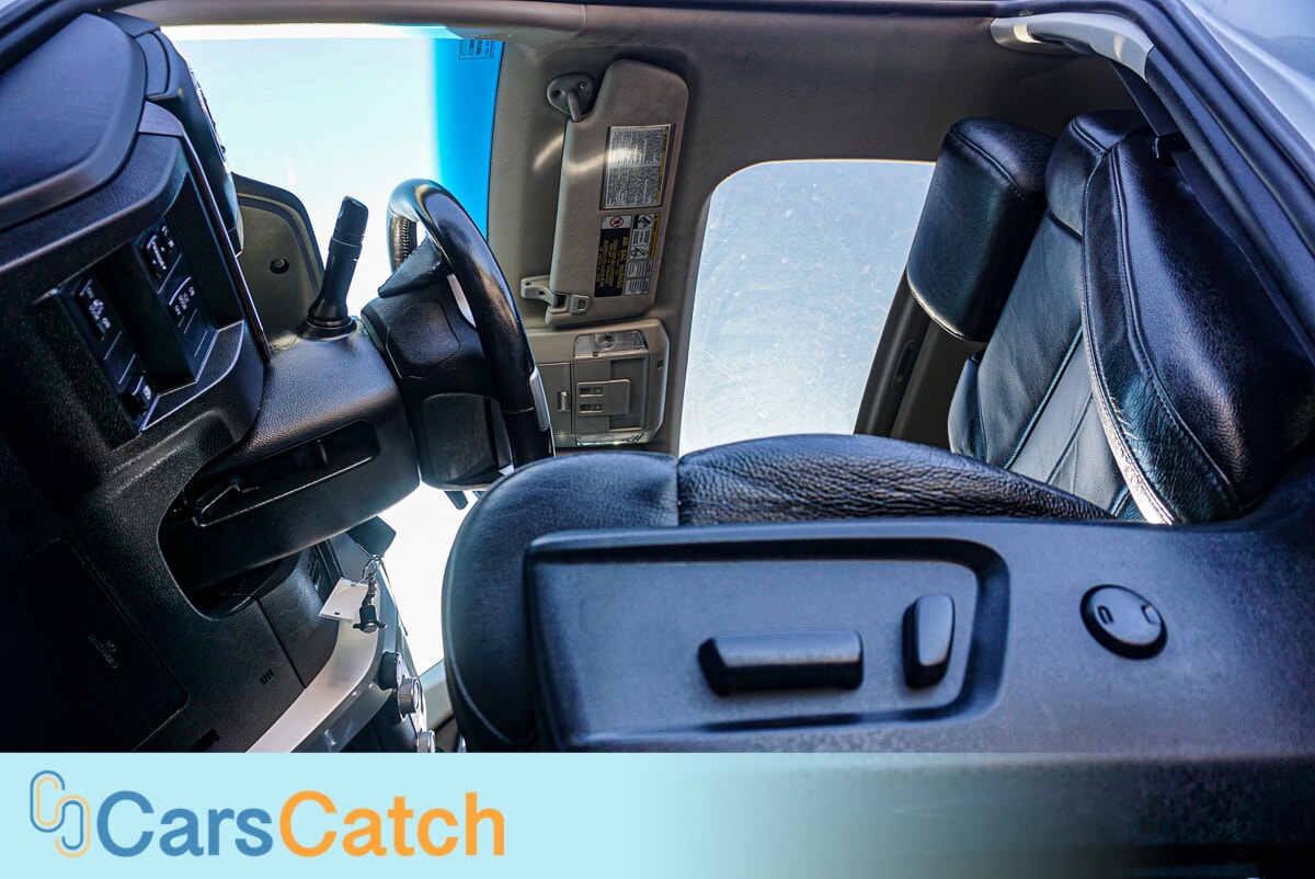 CARSCATCH - Used vehicle - TRUCK TOYOTA TUNDRA 4WD 2015