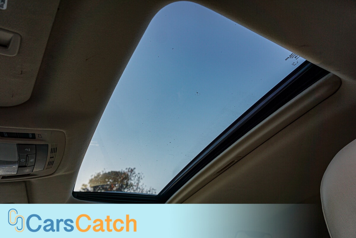 CARSCATCH - Used vehicle - SUV LEXUS RX 350 2015