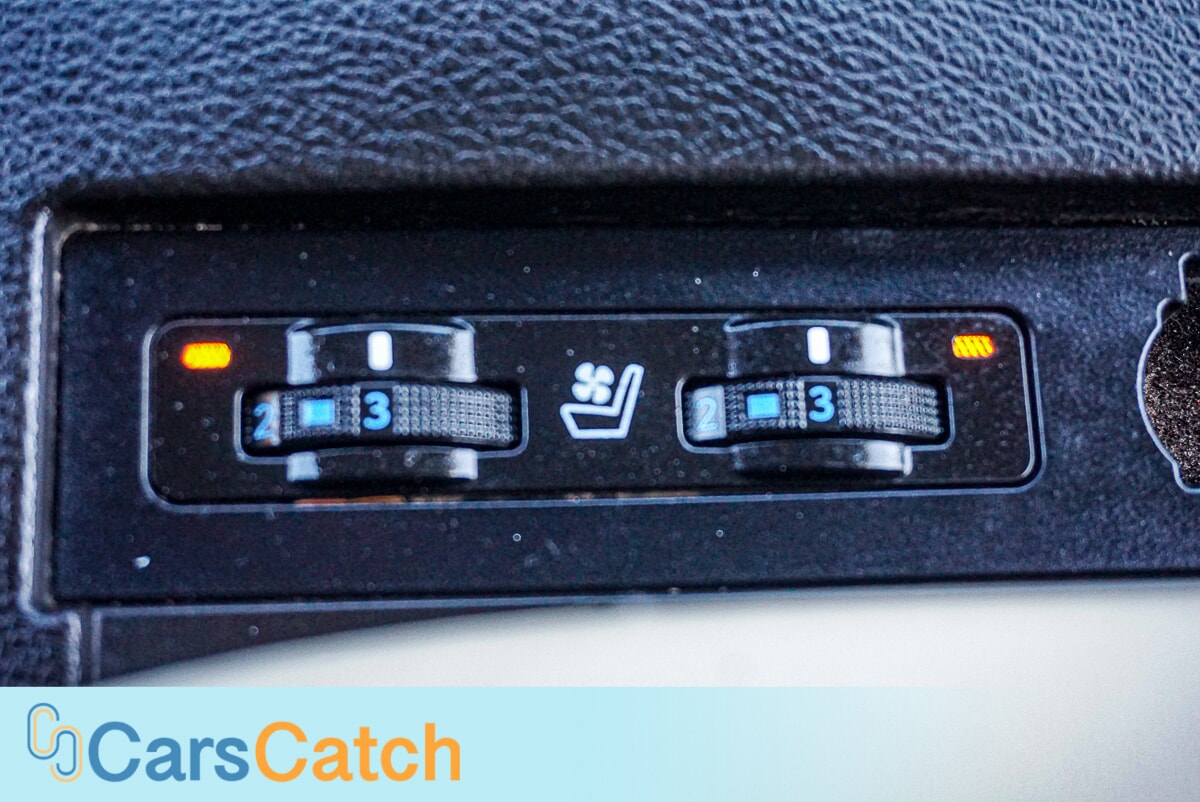 CARSCATCH - Used vehicle - SUV LEXUS RX 350 2015