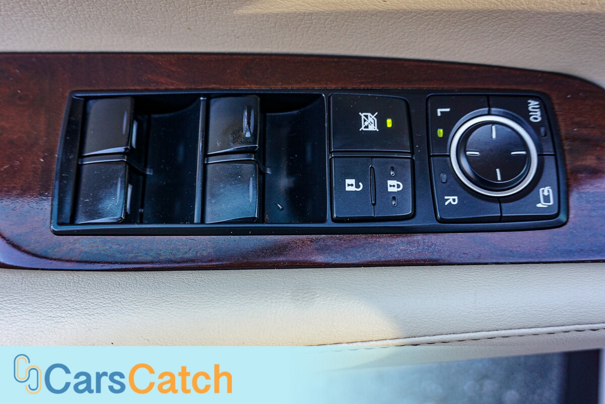 CARSCATCH - Used vehicle - SUV LEXUS RX 350 2015