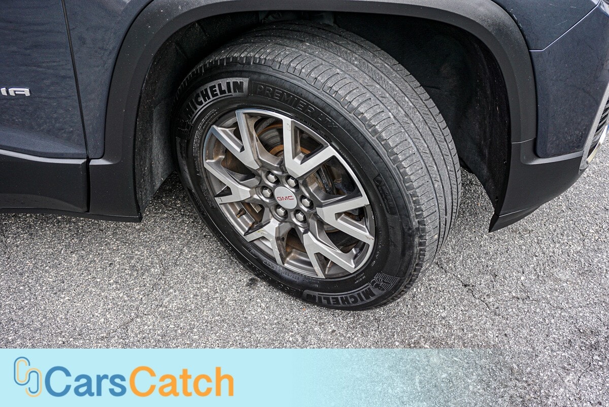 CARSCATCH - Used vehicle - SUV GMC ACADIA 2020