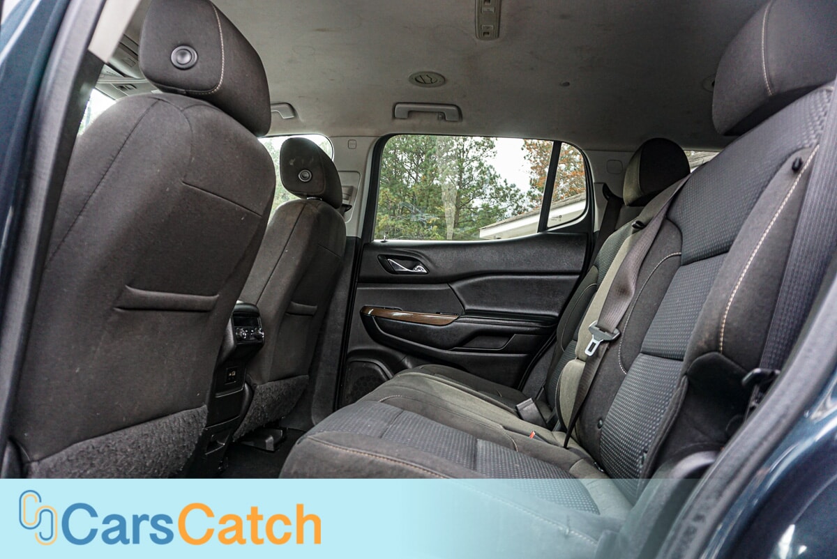 CARSCATCH - Used vehicle - SUV GMC ACADIA 2020