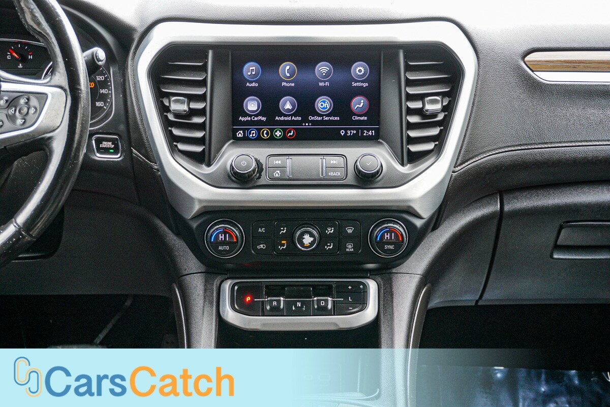 CARSCATCH - Used vehicle - SUV GMC ACADIA 2020