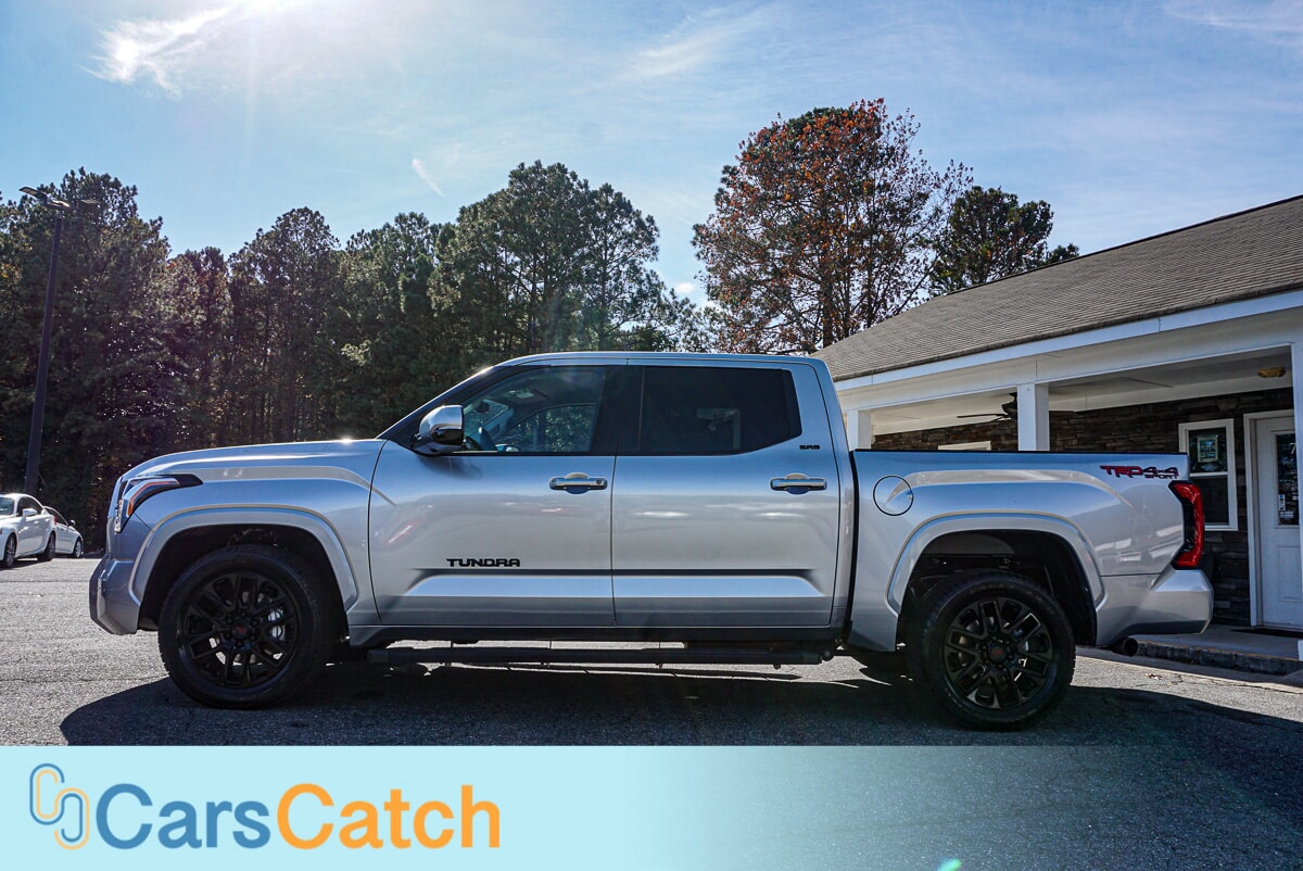 CARSCATCH - Used vehicle - TRUCK TOYOTA TUNDRA 4WD 2022