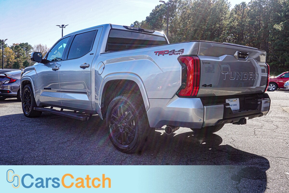 CARSCATCH - Used vehicle - TRUCK TOYOTA TUNDRA 4WD 2022