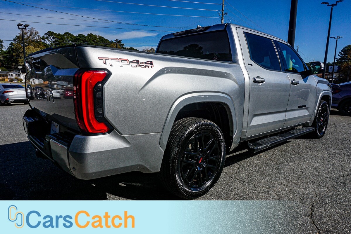 CARSCATCH - Used vehicle - TRUCK TOYOTA TUNDRA 4WD 2022