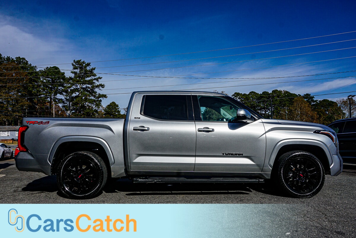 CARSCATCH - Used vehicle - TRUCK TOYOTA TUNDRA 4WD 2022