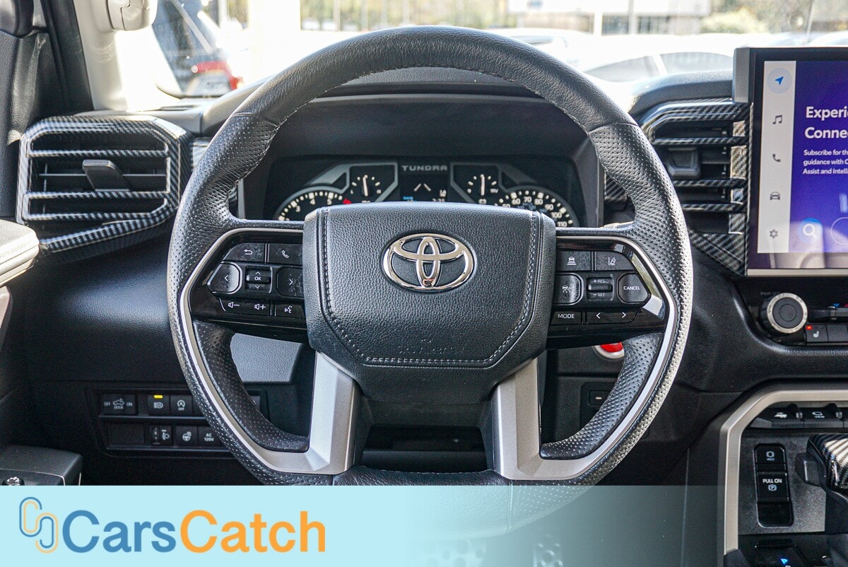 CARSCATCH - Used vehicle - TRUCK TOYOTA TUNDRA 4WD 2022
