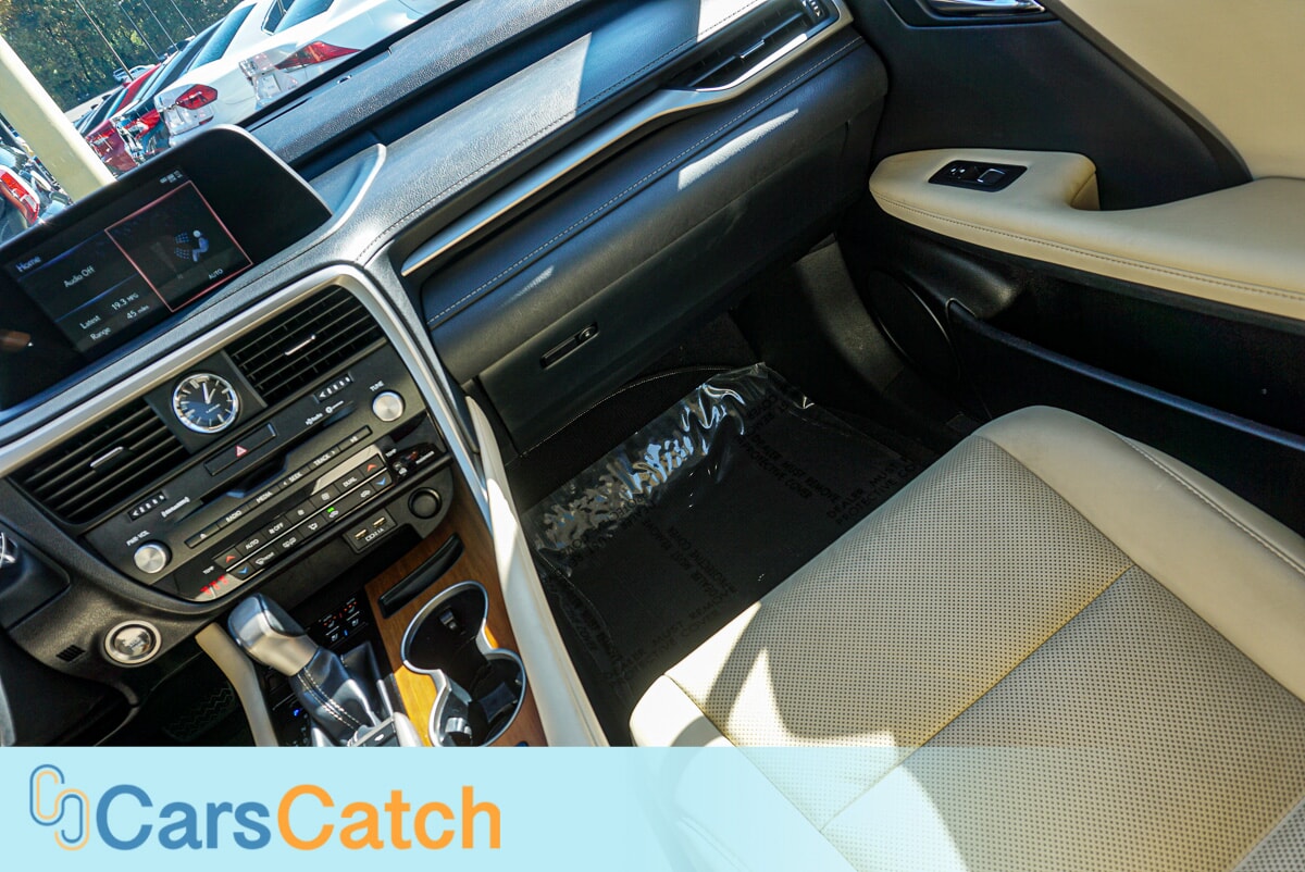 CARSCATCH - Used vehicle - SUV LEXUS RX 2021