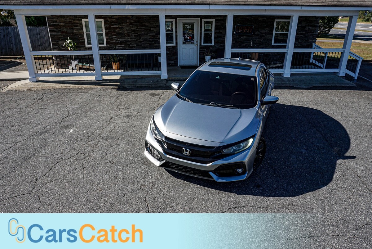 CARSCATCH - Used vehicle - SEDAN HONDA CIVIC HATCHBACK 2019