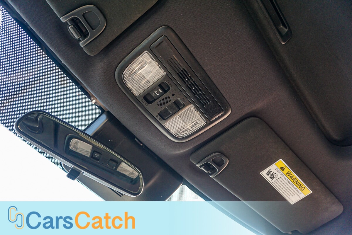 CARSCATCH - Used vehicle - SEDAN HONDA CIVIC HATCHBACK 2019