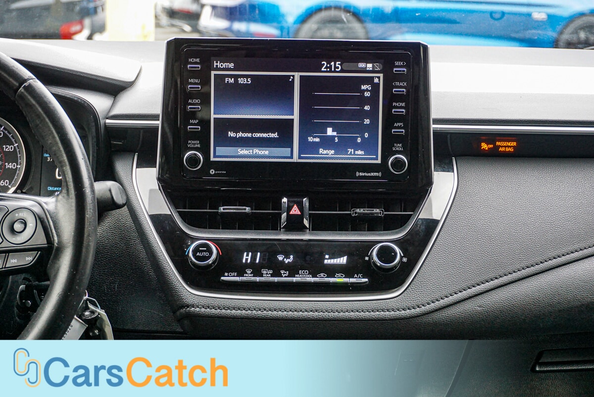 CARSCATCH - Used vehicle - SEDAN TOYOTA COROLLA 2021