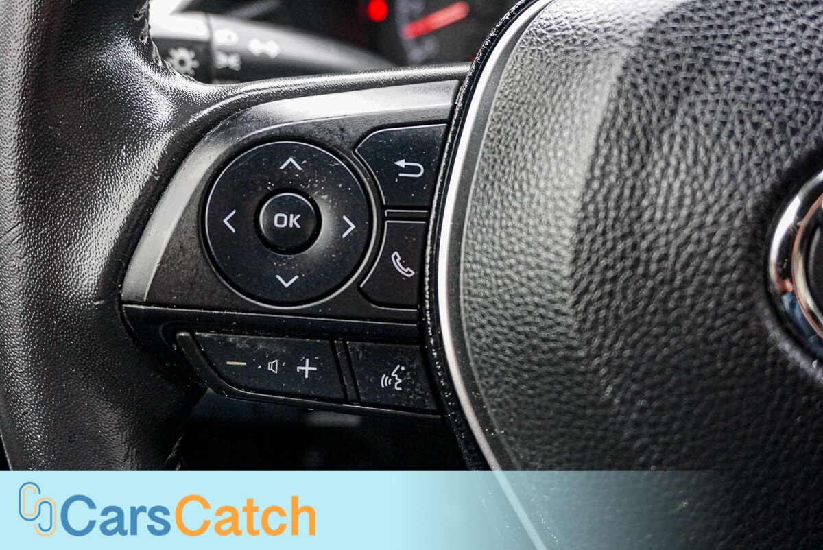 CARSCATCH - Used vehicle - SEDAN TOYOTA COROLLA 2021