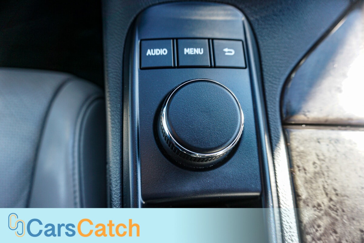 CARSCATCH  - Used vehicle - SUV LEXUS RX 350 2014