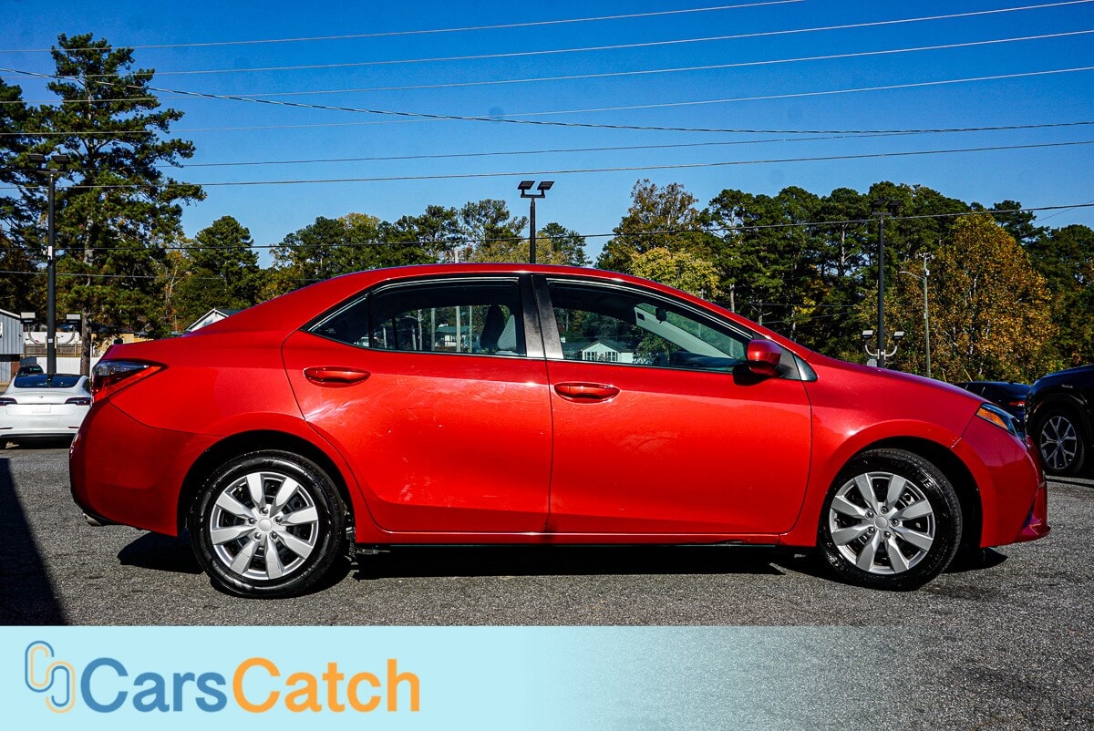 CARSCATCH - Used vehicle - SEDAN TOYOTA COROLLA 2016