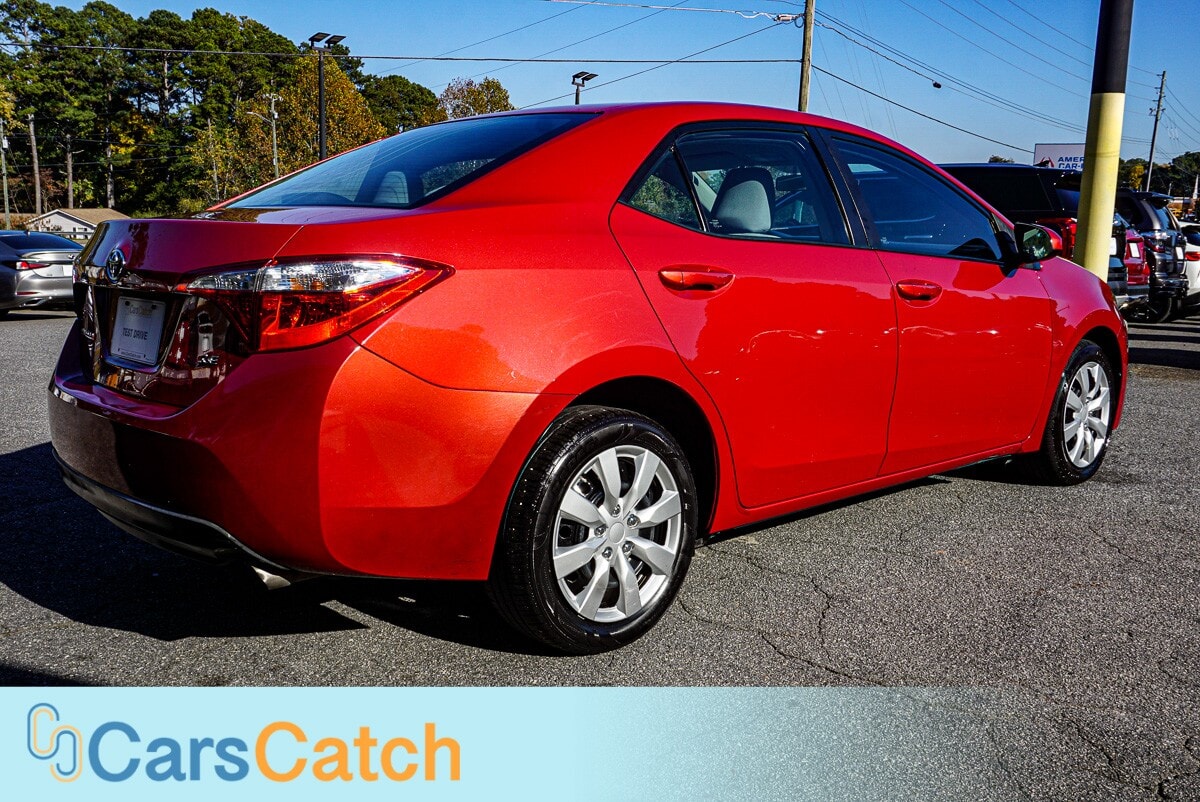 CARSCATCH - Used vehicle - SEDAN TOYOTA COROLLA 2016