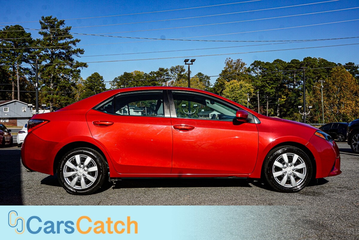 CARSCATCH - Used vehicle - SEDAN TOYOTA COROLLA 2016