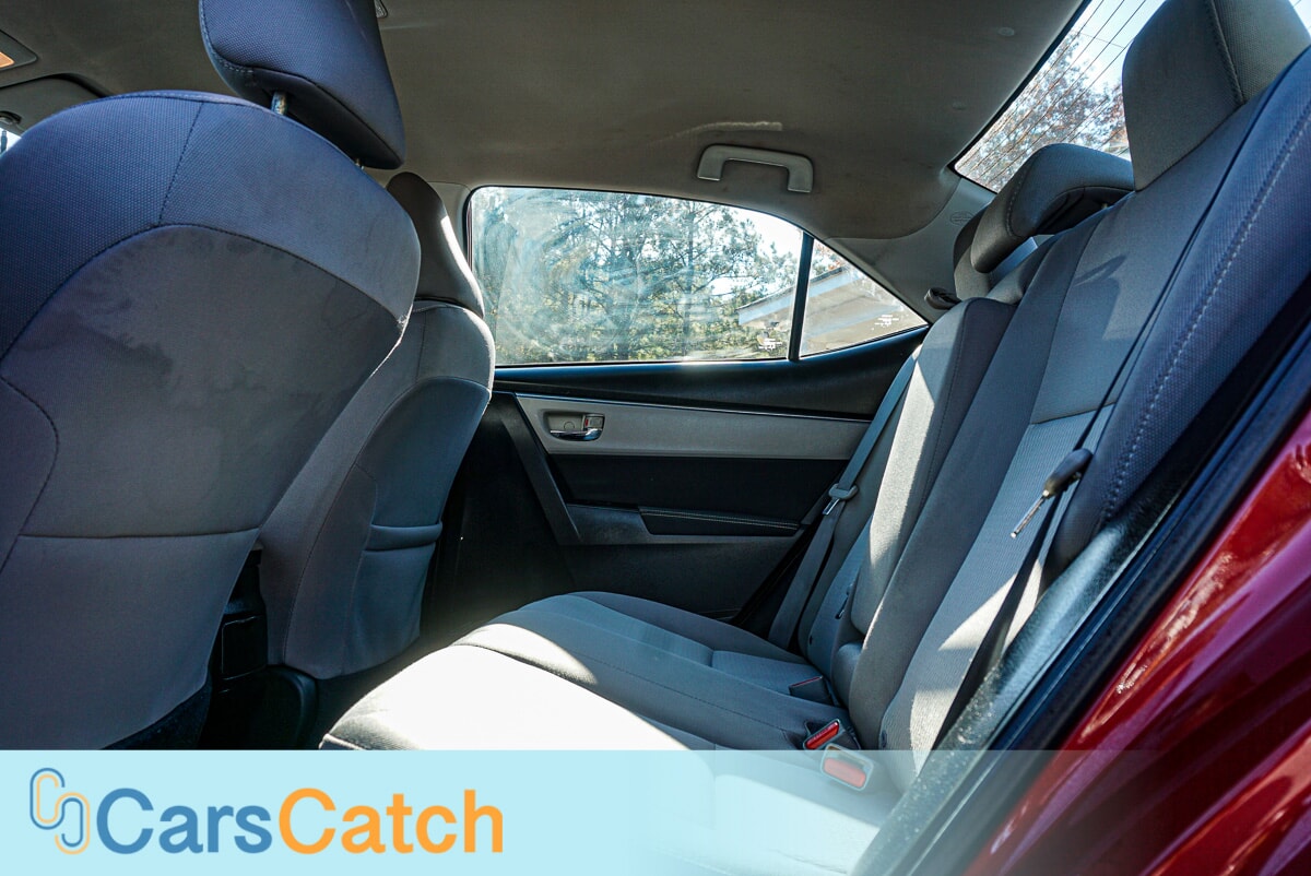 CARSCATCH - Used vehicle - SEDAN TOYOTA COROLLA 2016