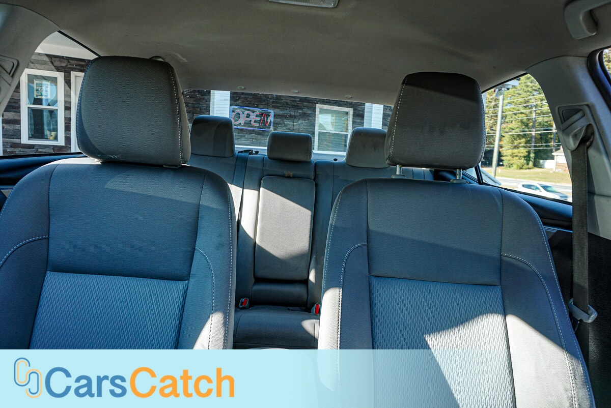CARSCATCH - Used vehicle - SEDAN TOYOTA COROLLA 2016
