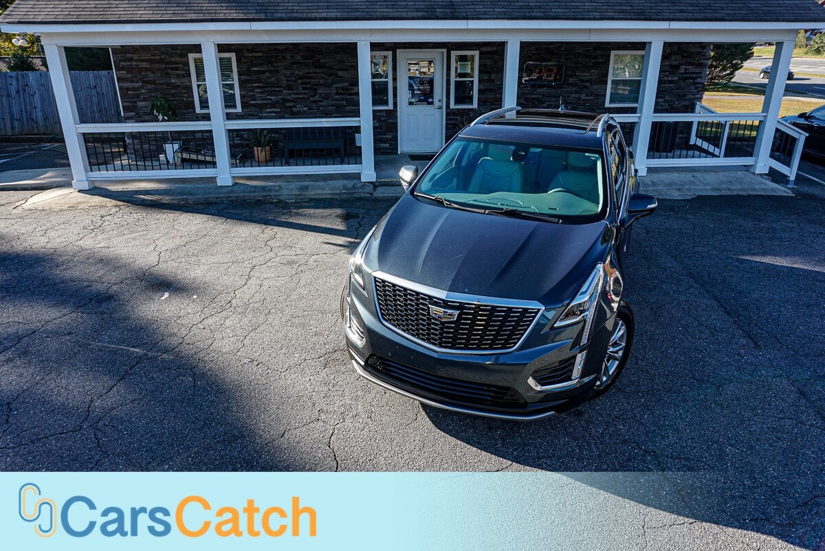 CARSCATCH - Used vehicle - SUV CADILLAC XT5 2020