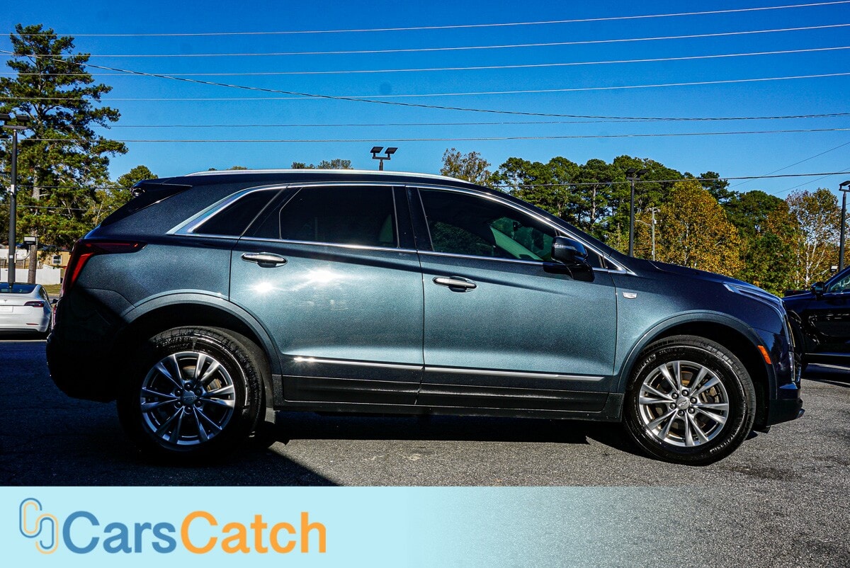 CARSCATCH - Used vehicle - SUV CADILLAC XT5 2020