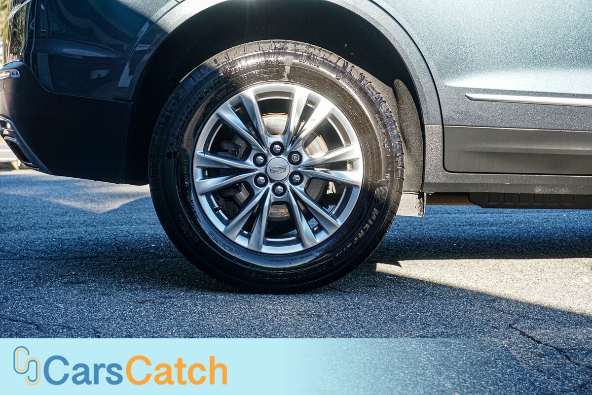 CARSCATCH - Used vehicle - SUV CADILLAC XT5 2020