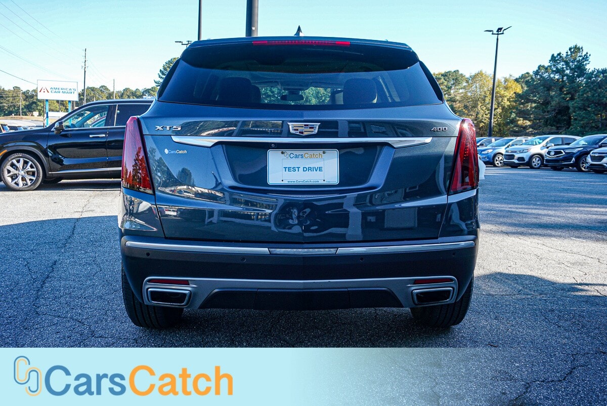 CARSCATCH - Used vehicle - SUV CADILLAC XT5 2020