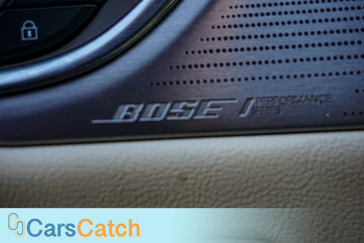 CARSCATCH - Used vehicle - SUV CADILLAC XT5 2020