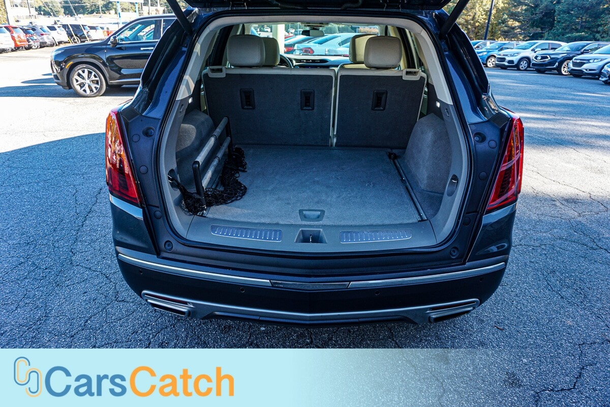 CARSCATCH - Used vehicle - SUV CADILLAC XT5 2020