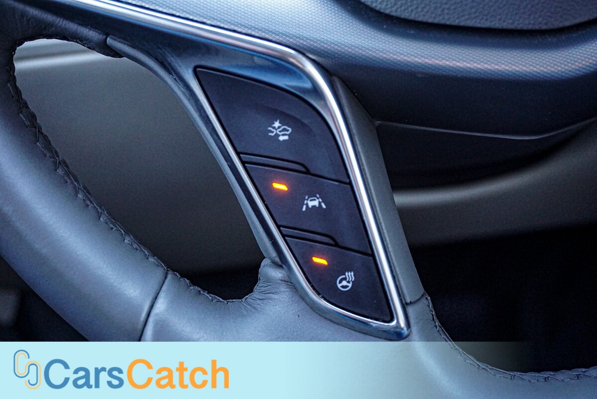 CARSCATCH - Used vehicle - SUV CADILLAC XT5 2020